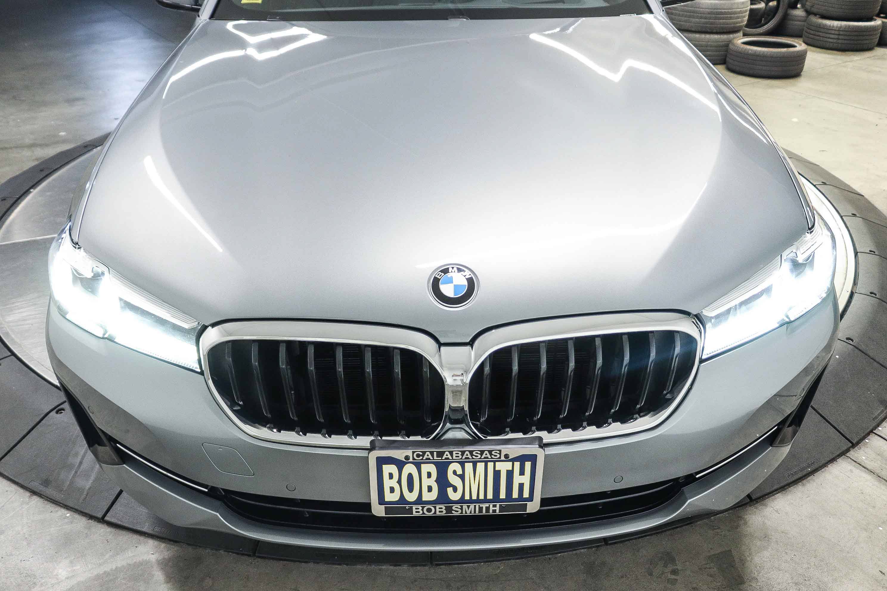 Certified 2023 BMW 530i w/ Premium Package RWD image 10