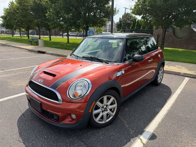 Used 2013 MINI Cooper S FWD image 1