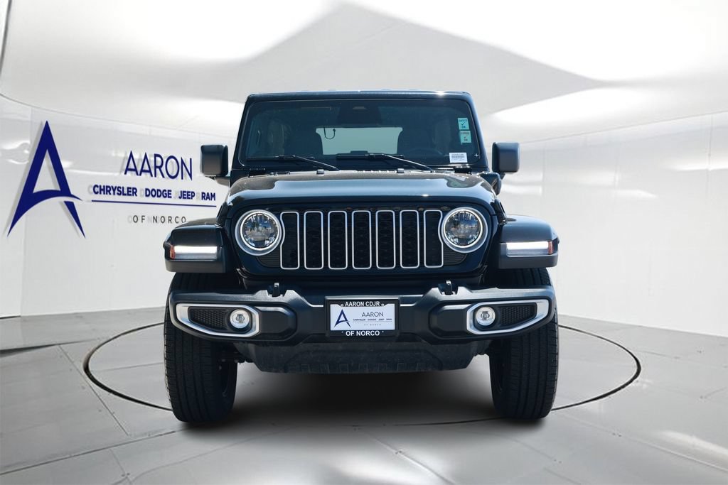 Used 2025 Jeep Wrangler Unlimited Sahara w/ Safety Group AWD/4WD image 4