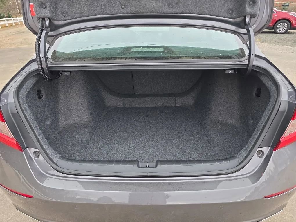 Used 2018 Honda Accord Touring image 57