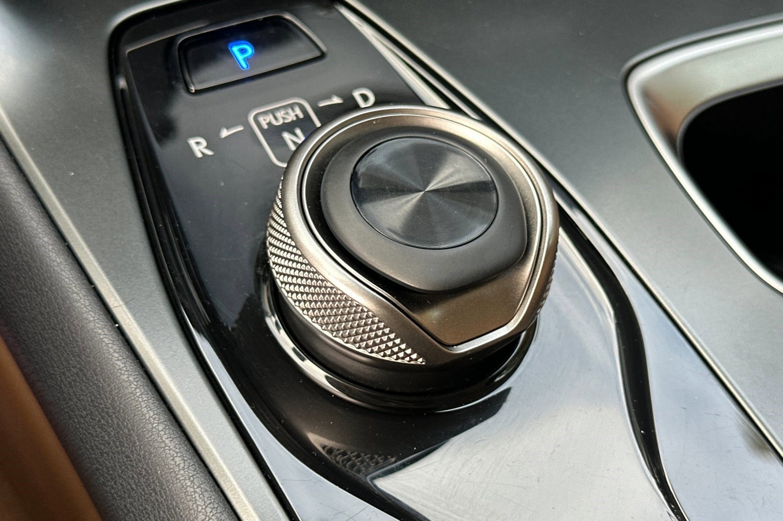 Used 2025 Lexus RZ 300e image 22