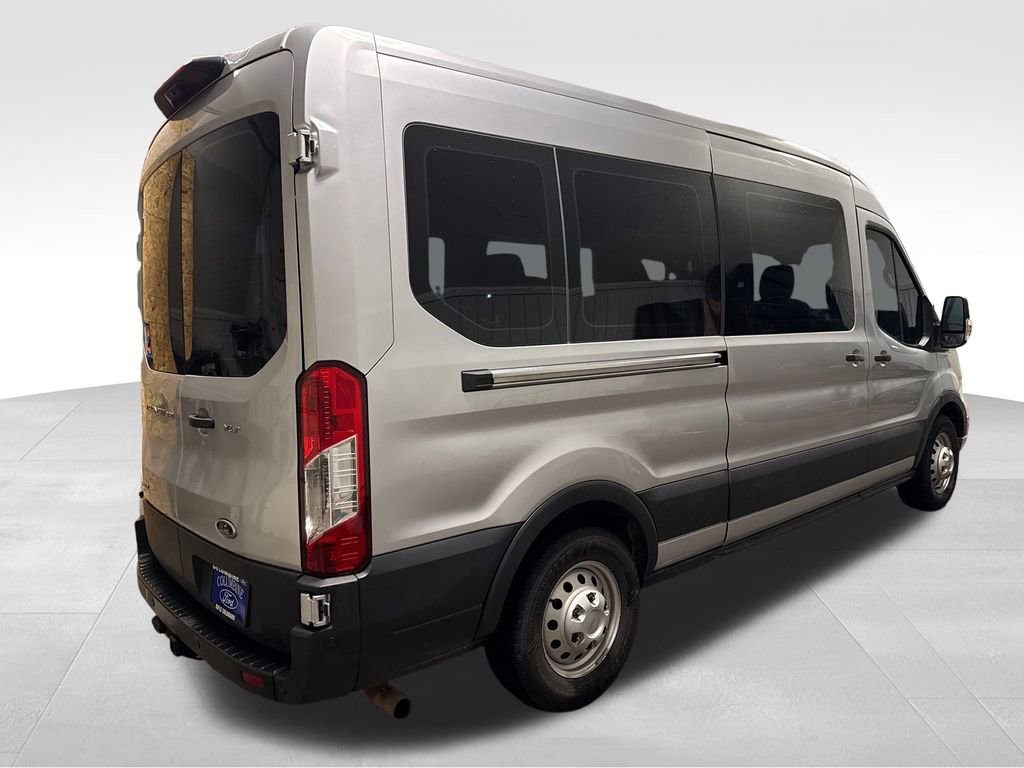 Used 2023 Ford Transit 350 XLT AWD/4WD image 5