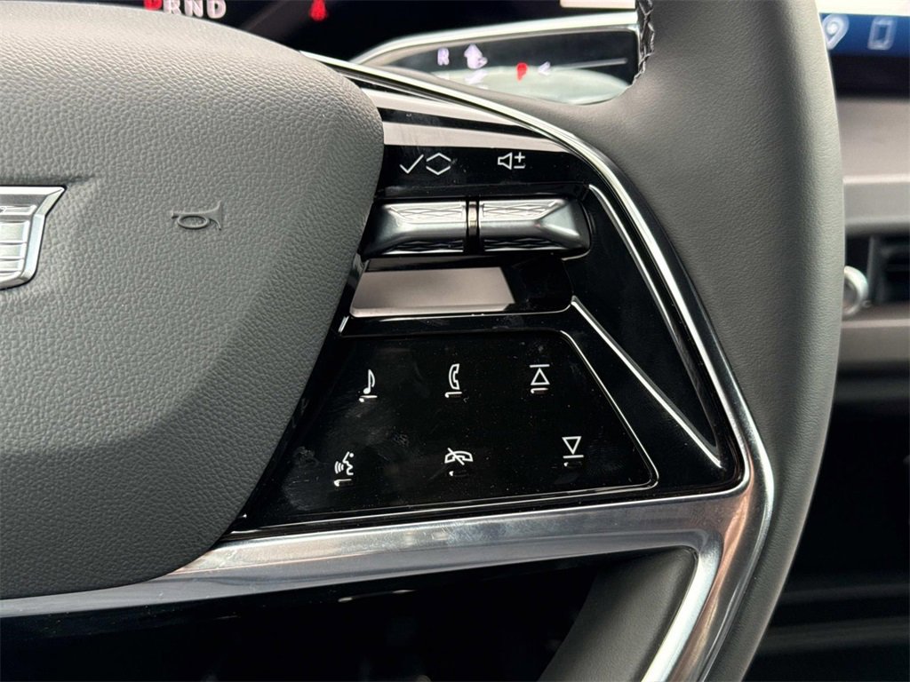 New 2026 Cadillac Vistiq Sport image 14