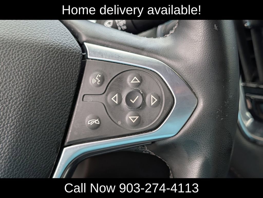 Used 2023 Chevrolet Traverse RS FWD image 22