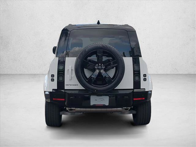 New 2026 Land Rover Defender 110 X-Dynamic SE AWD/4WD image 8
