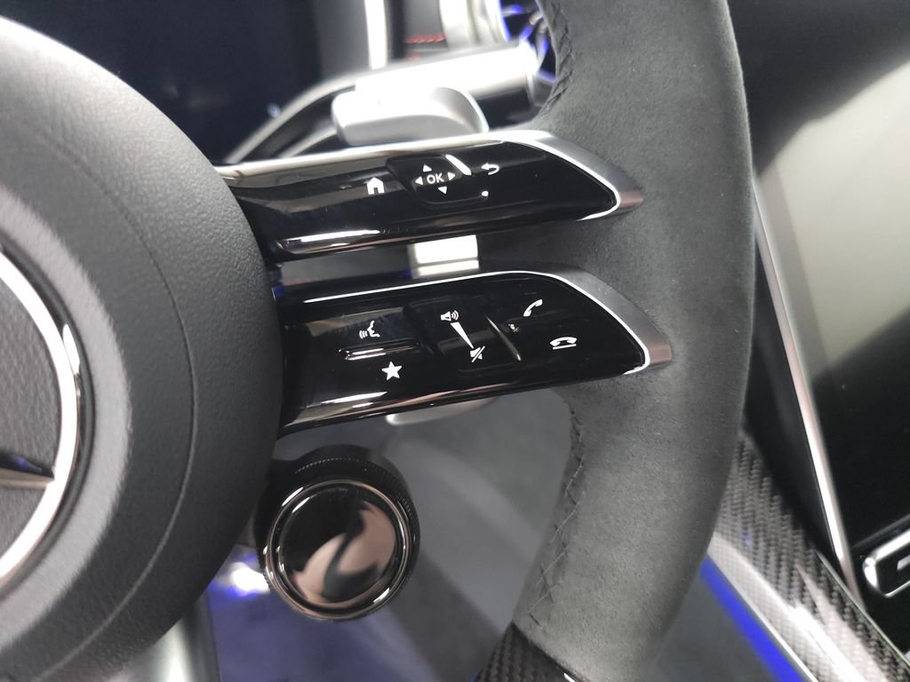 Used 2024 Mercedes-Benz SL 63 AMG 4MATIC image 14