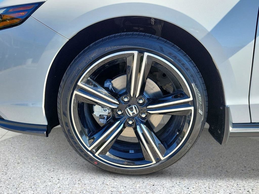 New 2026 Honda Accord Sport image 9