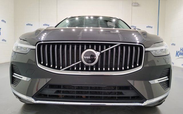 Used 2022 Volvo XC60 B5 Inscription w/ Advanced Package image 11