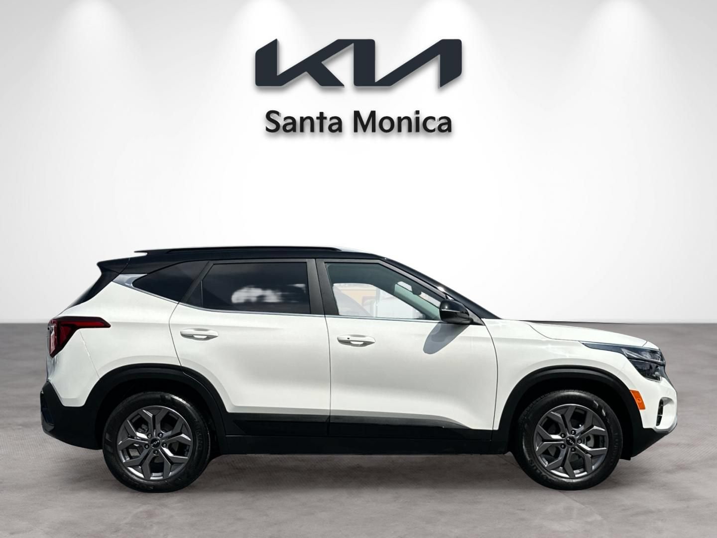 Certified 2024 Kia Seltos S FWD image 7