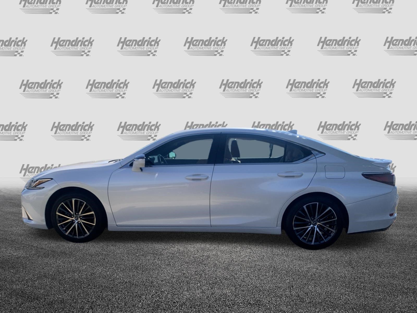 Used 2023 Lexus ES 350 w/ Premium Package FWD image 7