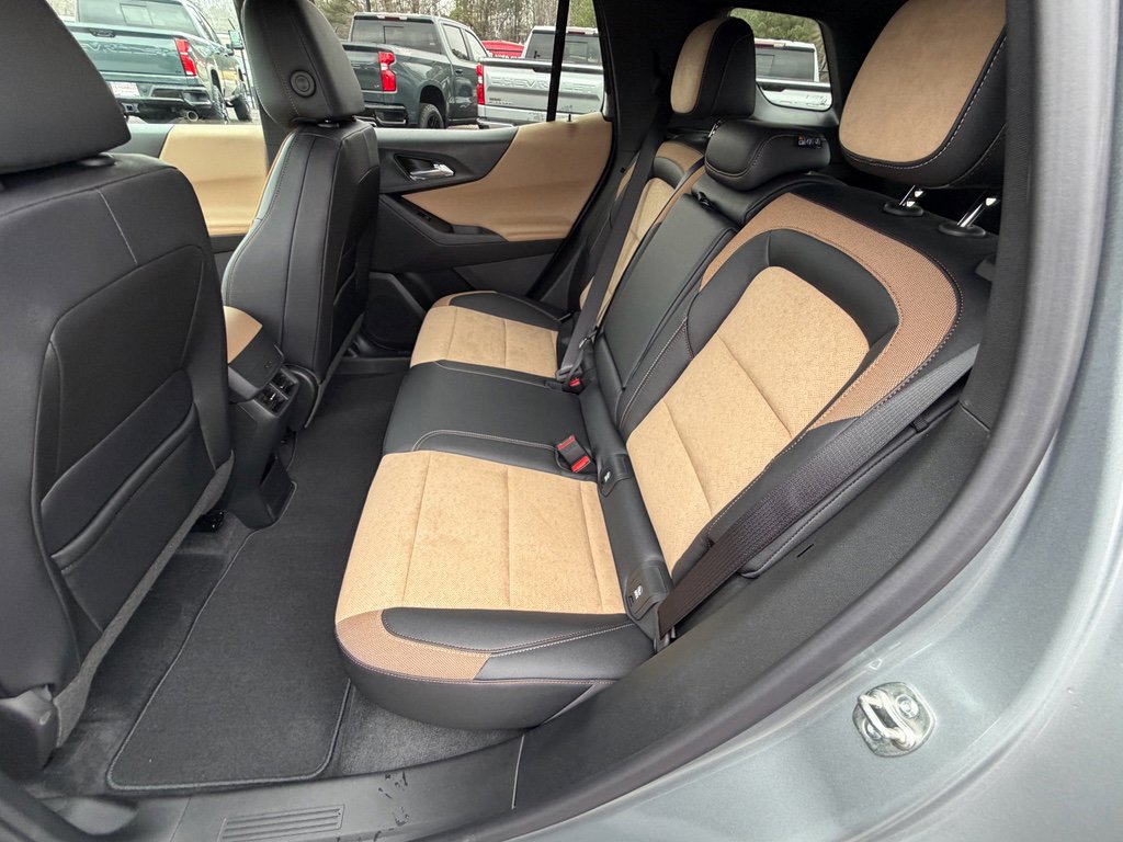 New 2026 Chevrolet Equinox ACTIV w/ Safety and Technology Package image 14