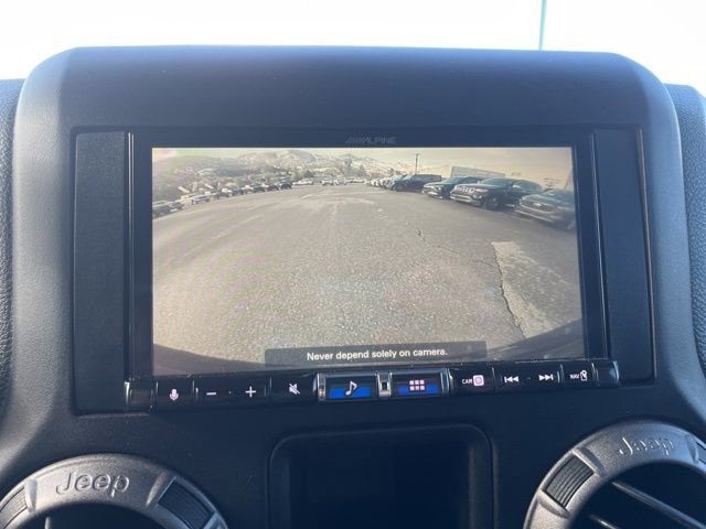 Used 2018 Jeep Wrangler Sport image 18