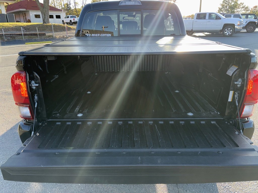Used 2023 Toyota Tacoma SR5 image 4
