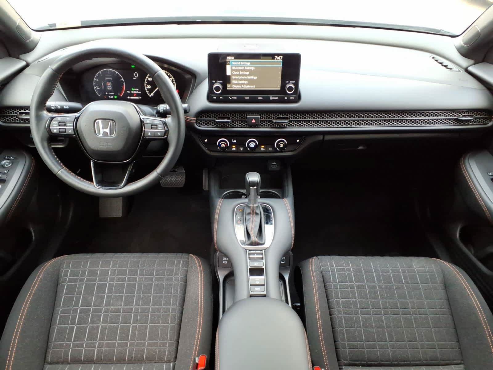Used 2024 Honda HR-V Sport image 11