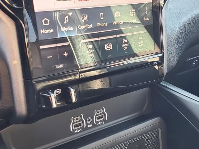 Used 2025 RAM 2500 Laramie image 26