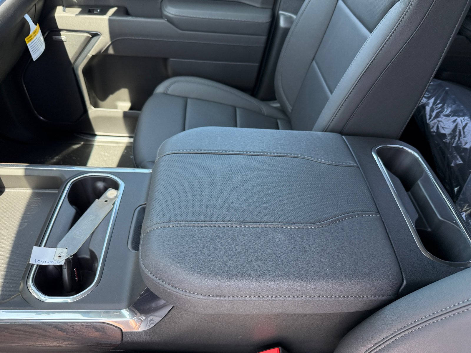 New 2025 GMC Sierra 2500 SLT w/ SLT Premium Package image 14