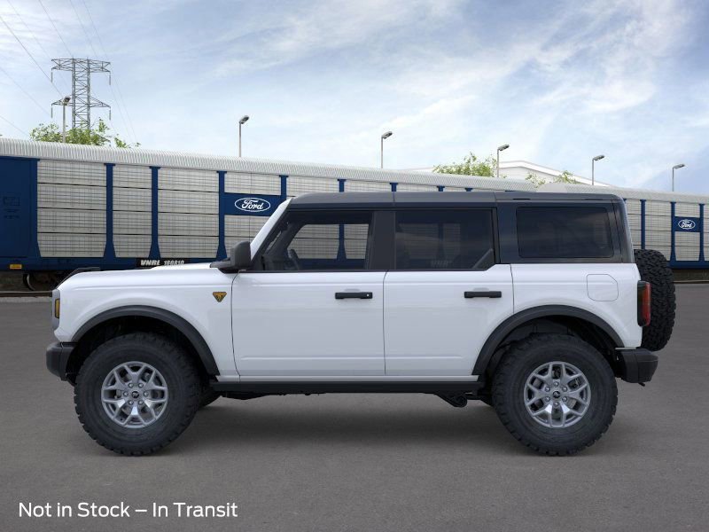 New 2025 Ford Bronco Badlands image 3