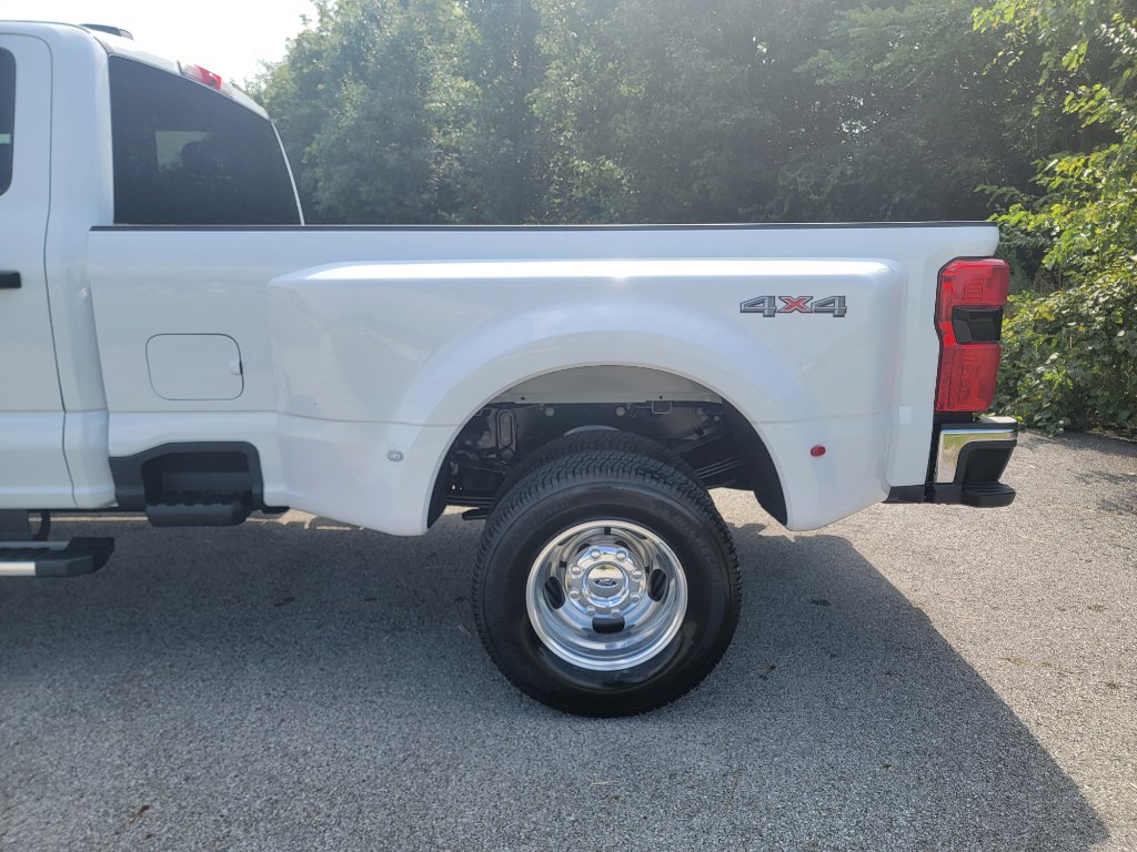 New 2026 Ford F350 XLT w/ 360-Degree Camera Package image 6