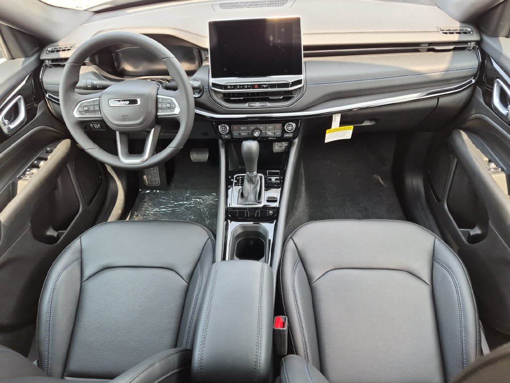 New 2026 Jeep Compass Limited AWD/4WD image 13