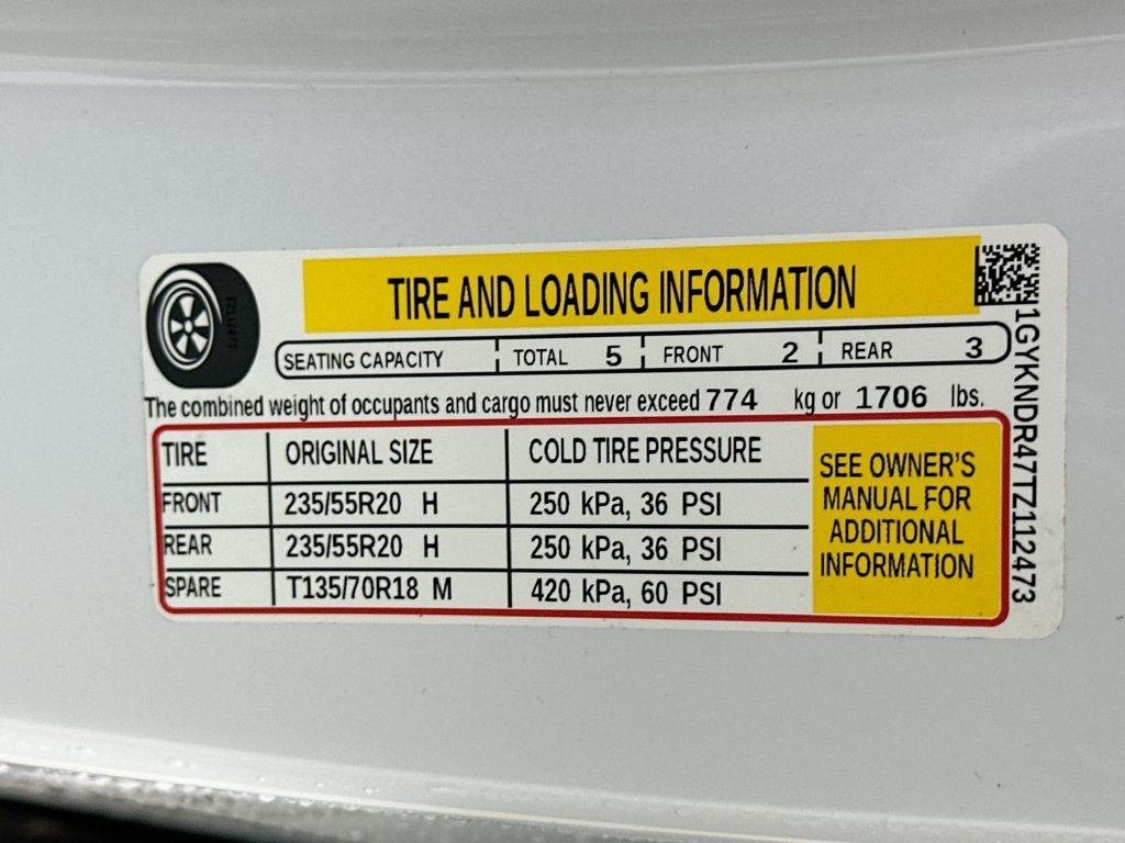 New 2026 Cadillac XT5 Premium Luxury w/ LPO, Floor Liner Package AWD/4WD image 40