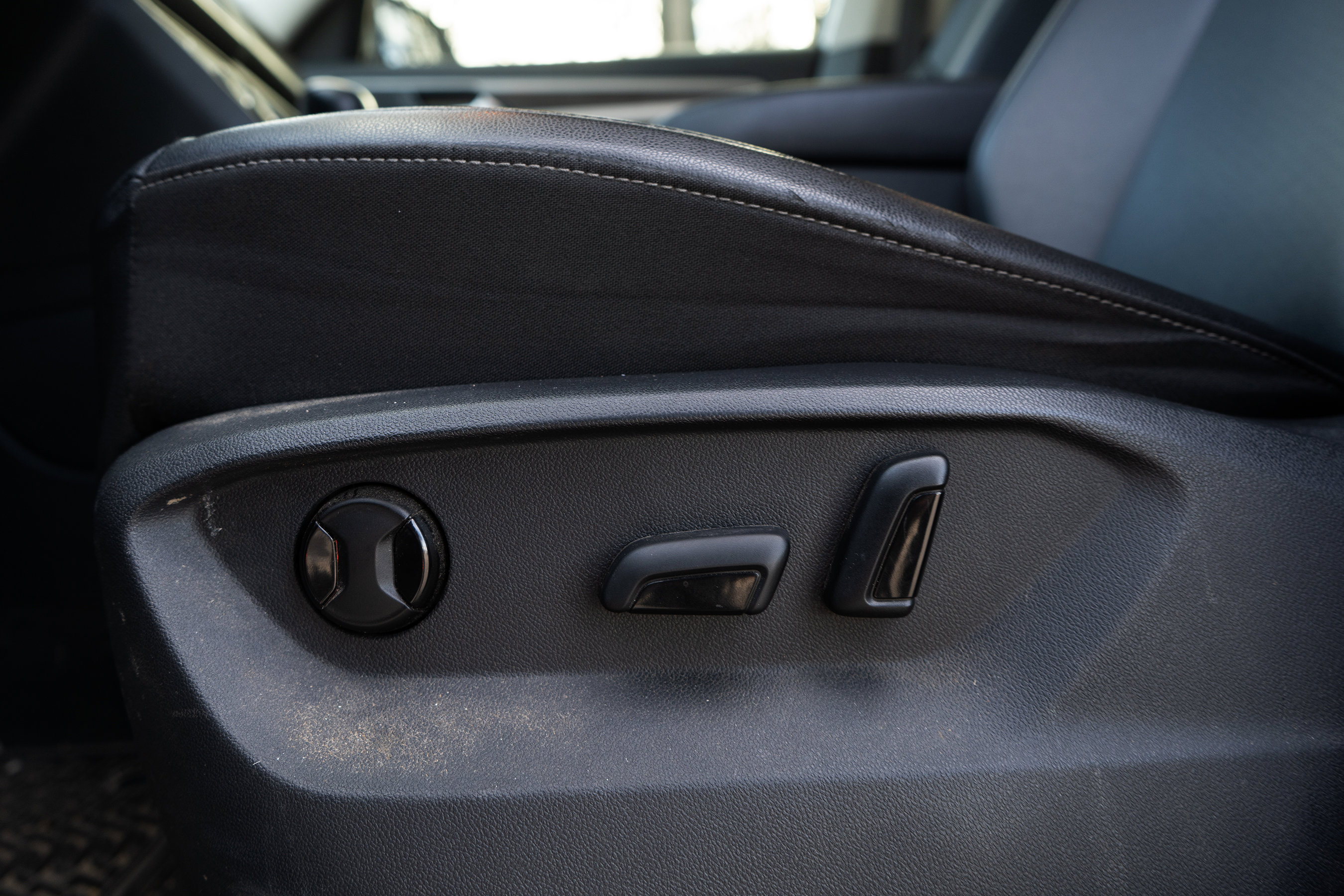 Used 2020 Volkswagen Atlas SE image 39