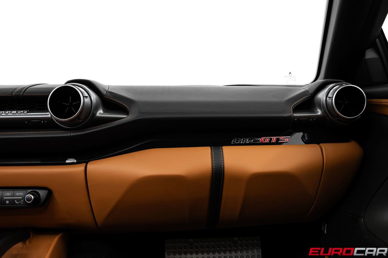Used 2021 Ferrari 812 GTS RWD image 37