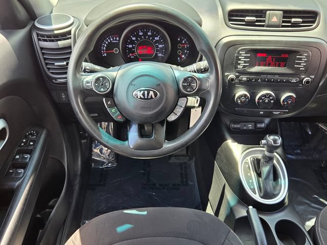 Used 2016 Kia Soul FWD image 11