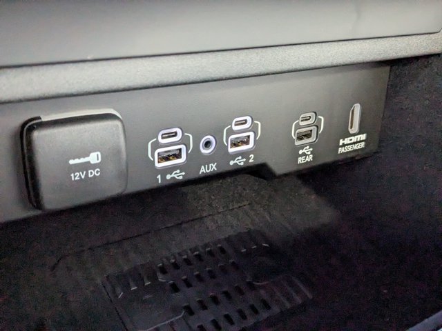 New 2026 Jeep Grand Wagoneer Summit w/ Rear Seat Video Group I AWD/4WD image 21