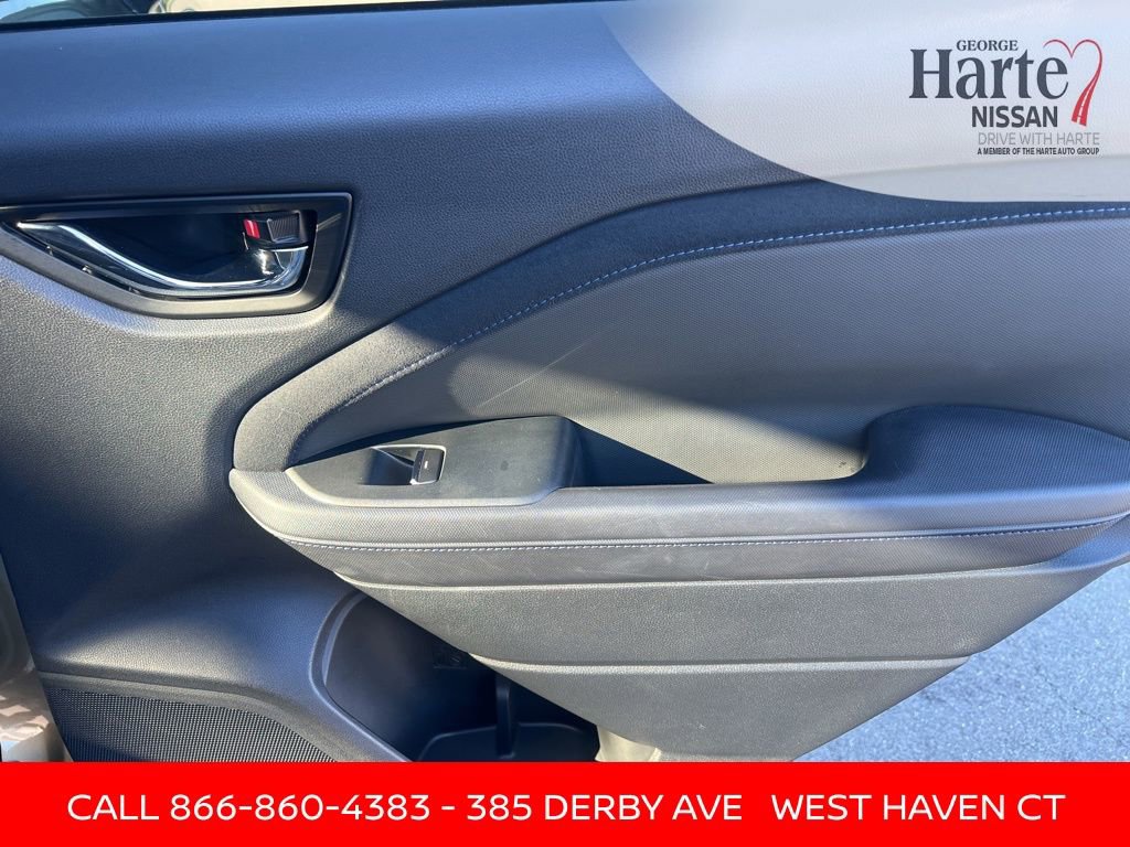 Used 2025 Subaru Forester Limited image 30