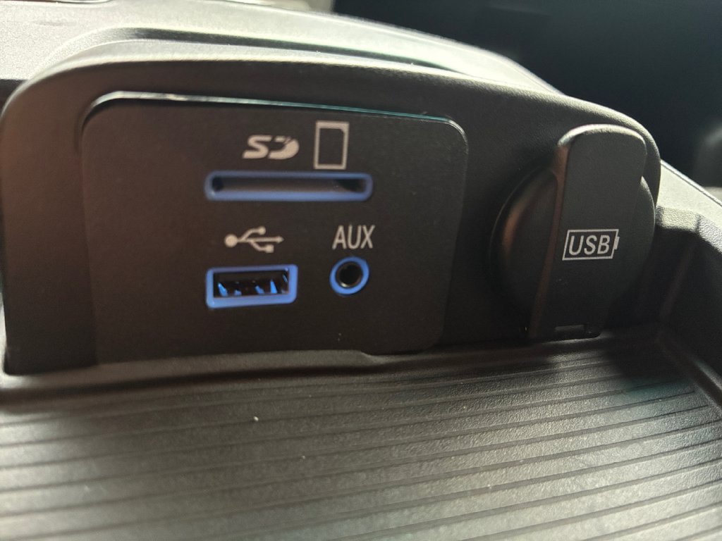 Used 2015 RAM 1500 Lone Star RWD image 6
