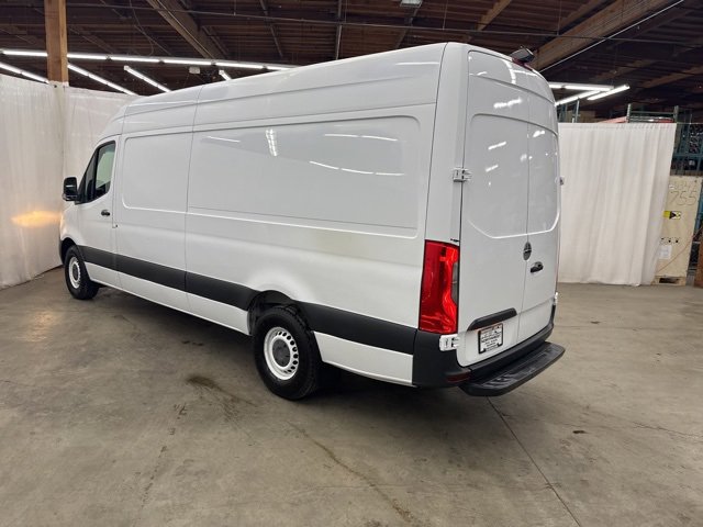 Used 2019 Freightliner Sprinter 2500 image 22