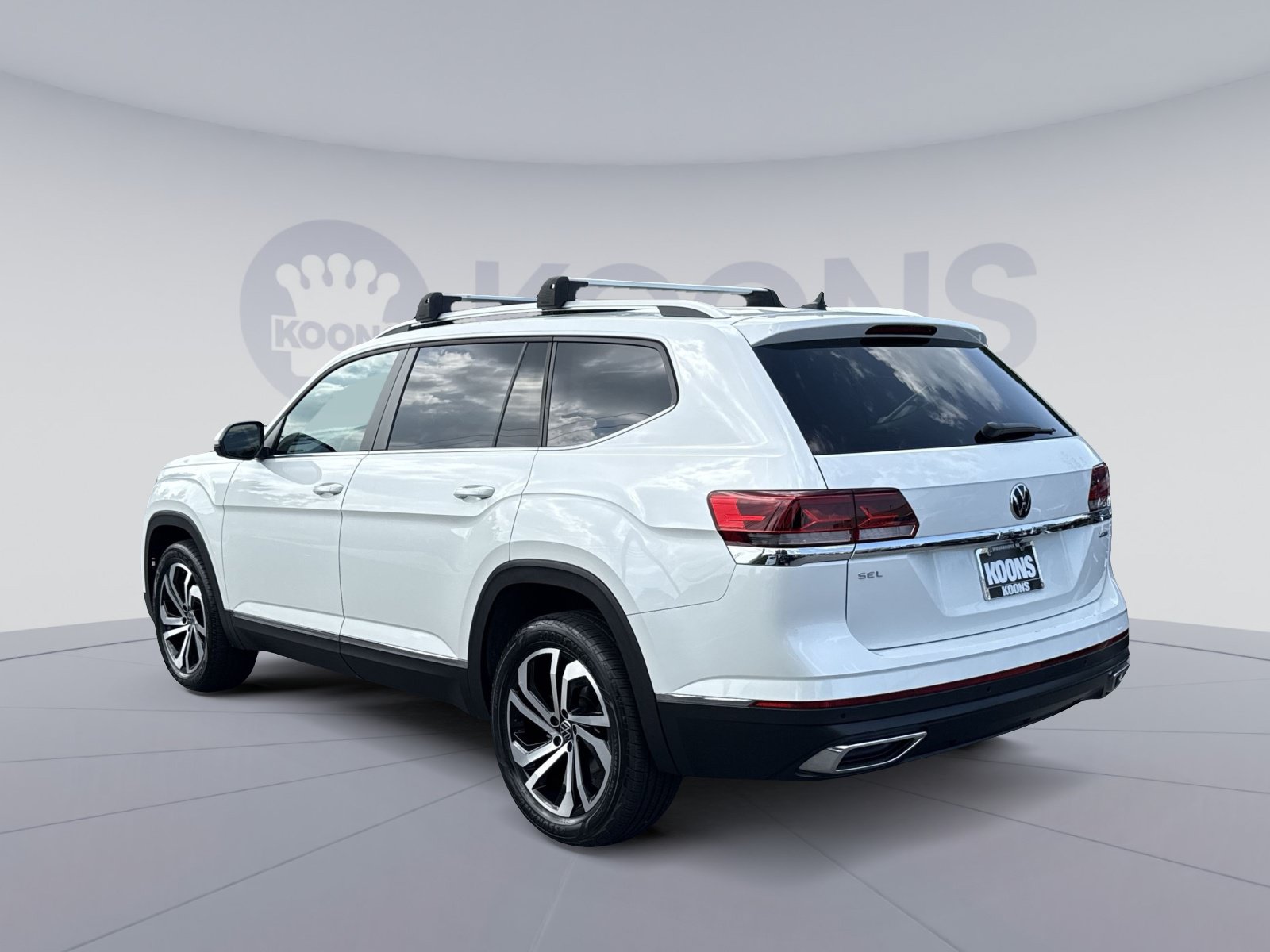 Used 2023 Volkswagen Atlas SEL AWD/4WD image 4