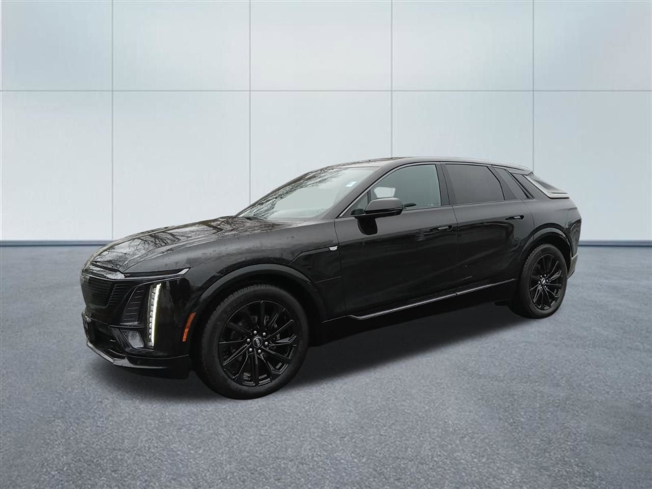 Used 2024 Cadillac Lyriq Sport image 1