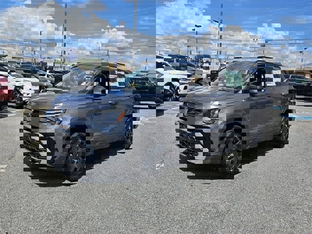 New 2025 Volkswagen Taos S image 3