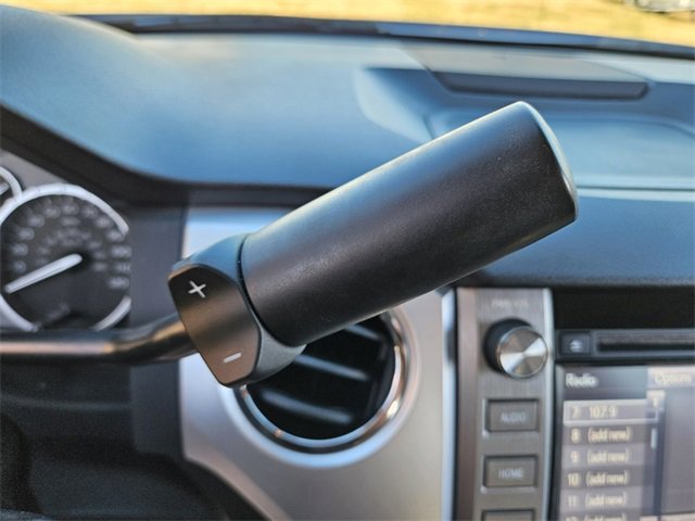 Used 2015 Toyota Tundra SR image 25