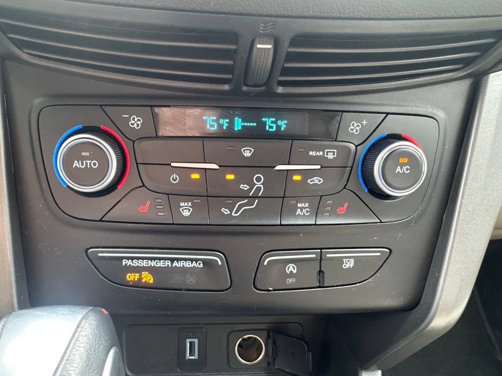 Used 2018 Ford Escape SEL w/ Ford Safe & Smart Package AWD/4WD image 14
