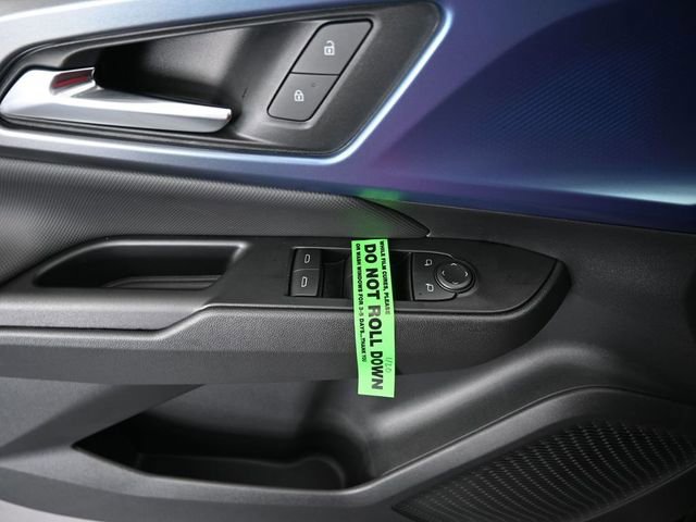 New 2026 Chevrolet Equinox EV LT image 34