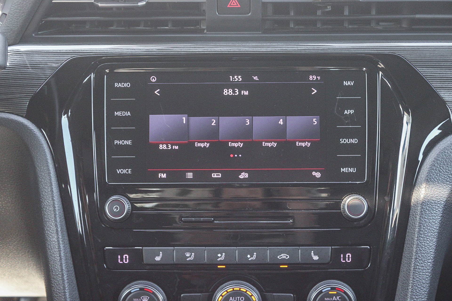 Used 2021 Volkswagen Passat 2.0T R-Line image 15