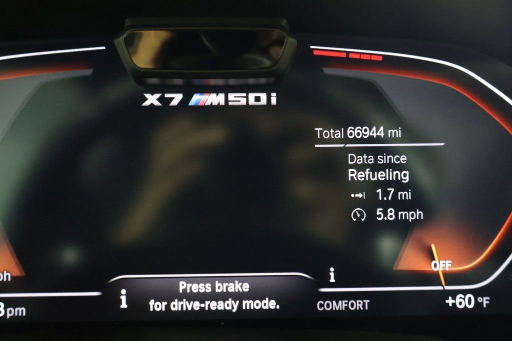 Used 2022 BMW X7 M50i image 18