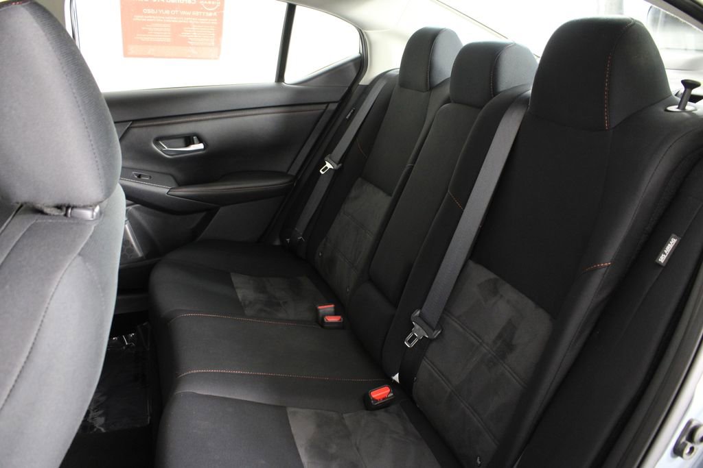 Certified 2024 Nissan Sentra SR FWD image 21