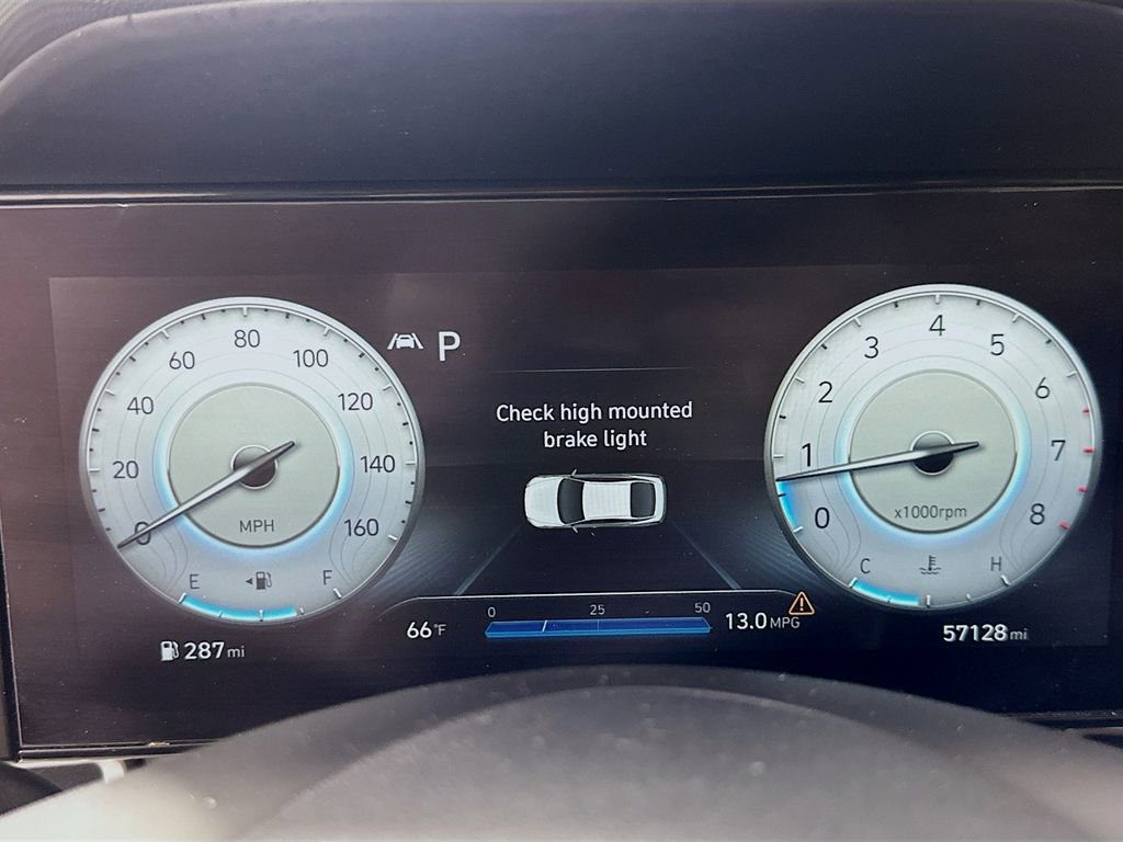 Used 2022 Hyundai Elantra Limited w/ Winter Weather Package FWD image 24
