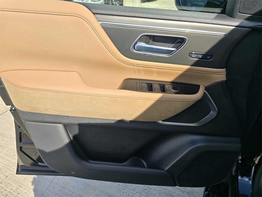 New 2026 INFINITI QX80 Luxe w/ Cargo Package image 17