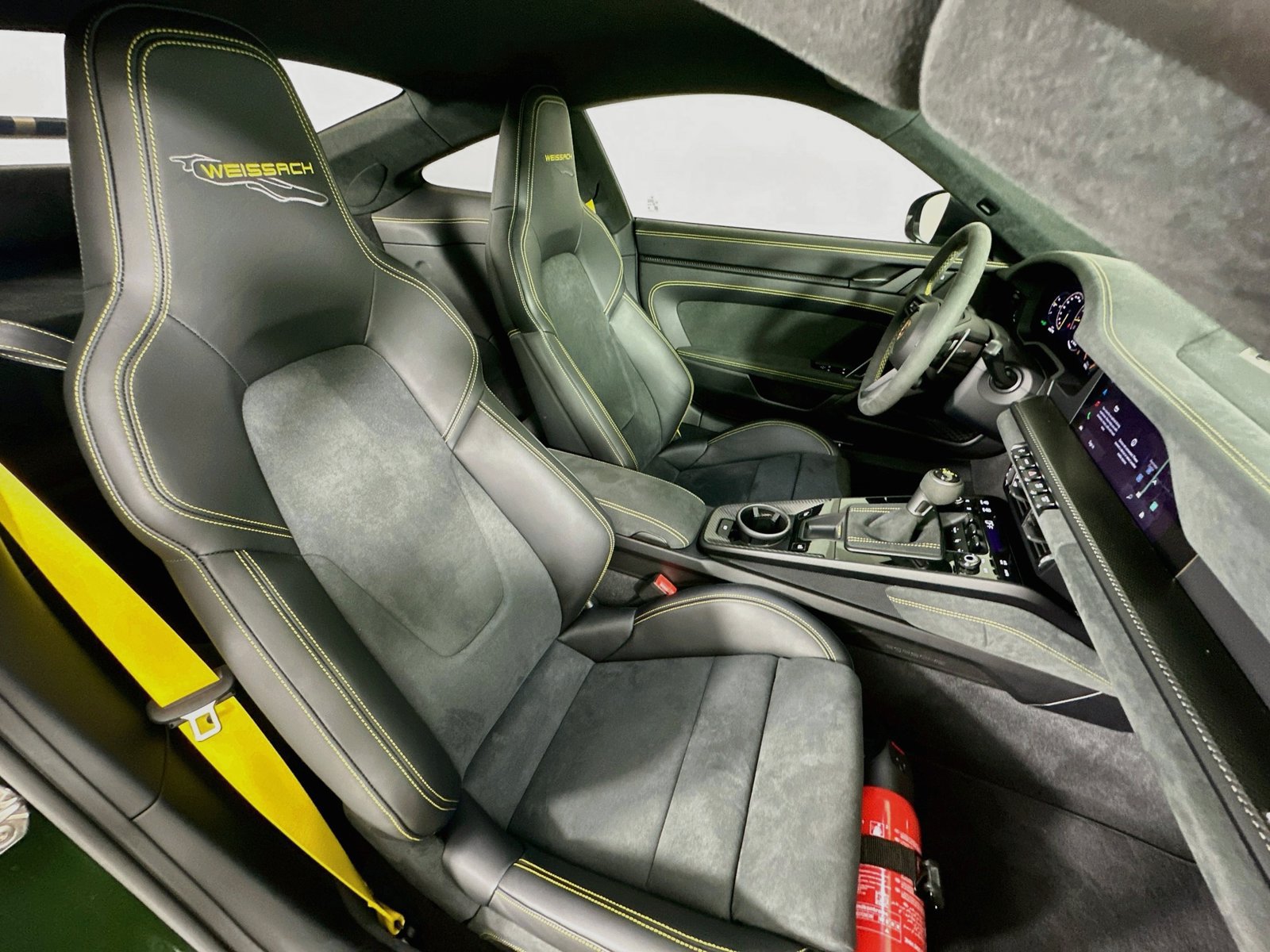 Used 2026 Porsche 911 GT3 RWD image 41
