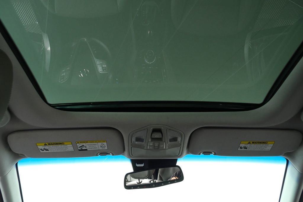 Used 2017 Hyundai Santa Fe Limited image 21