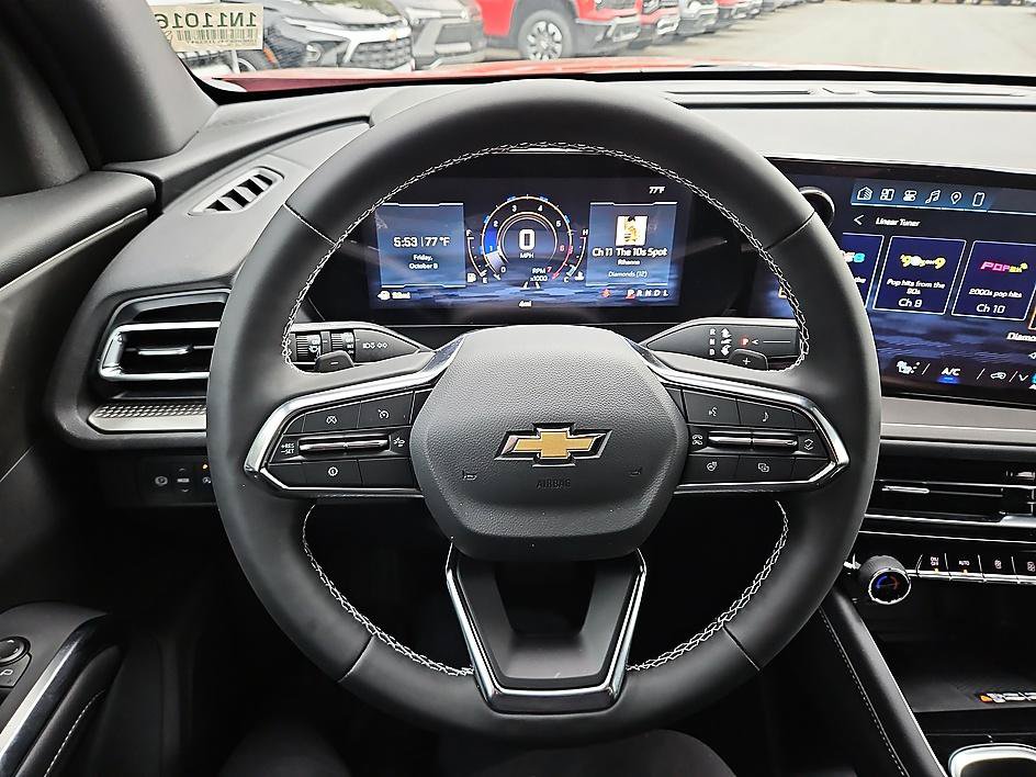 New 2027 Chevrolet Traverse LT FWD image 17