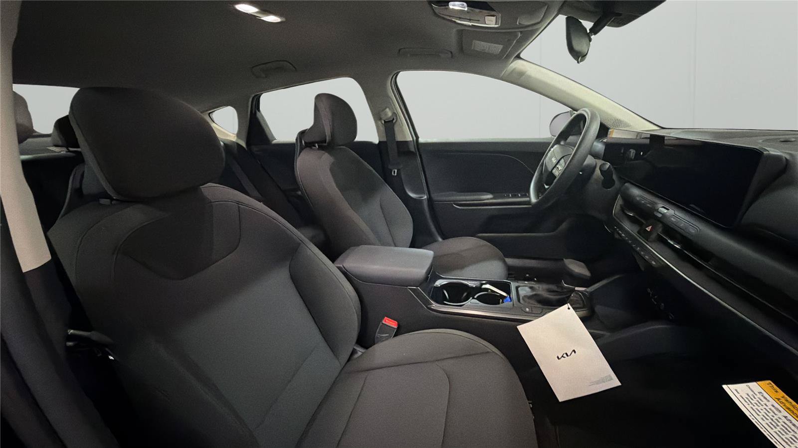 New 2026 Kia K4 FWD image 14