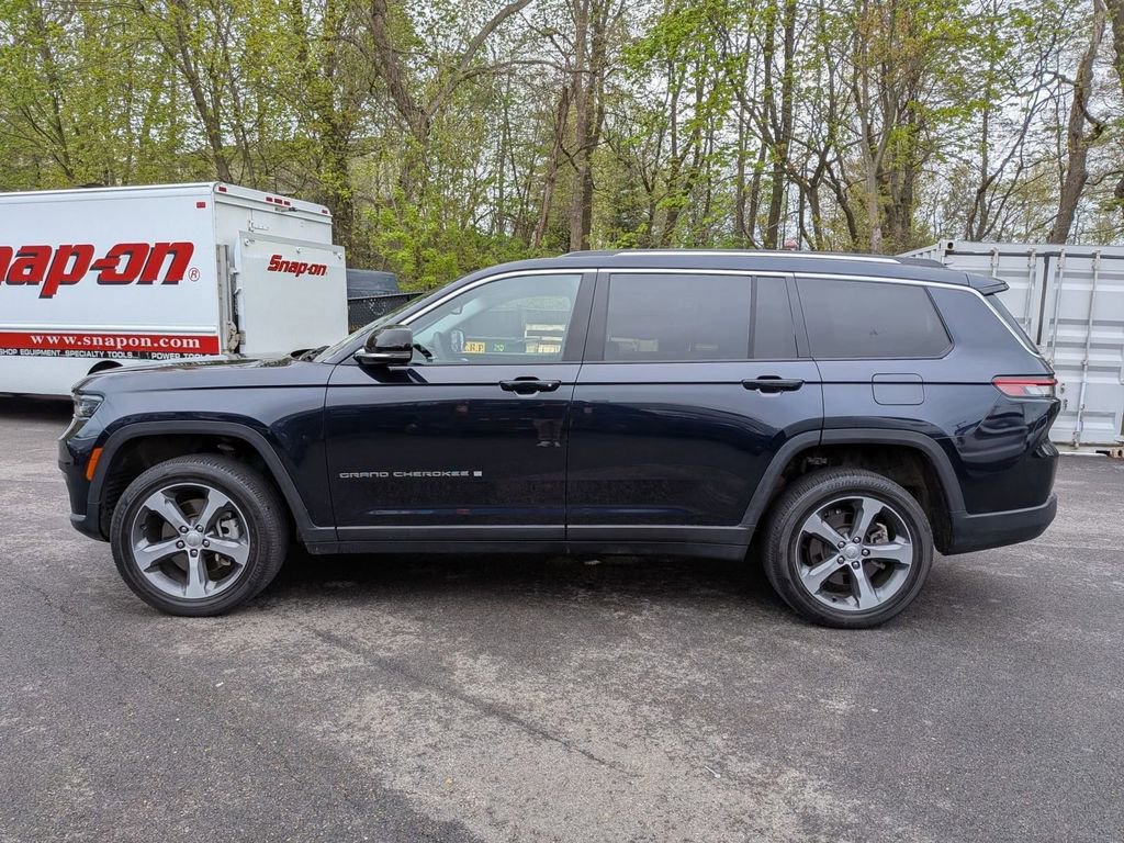 Certified 2023 Jeep Grand Cherokee L Limited AWD/4WD image 10