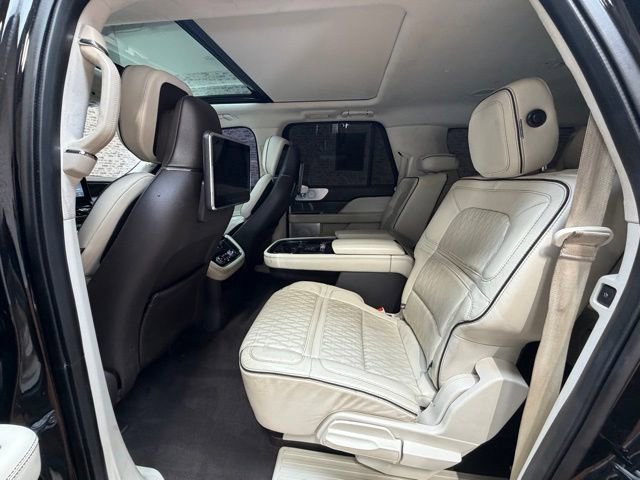 Used 2018 Lincoln Navigator L Black Label AWD/4WD image 14