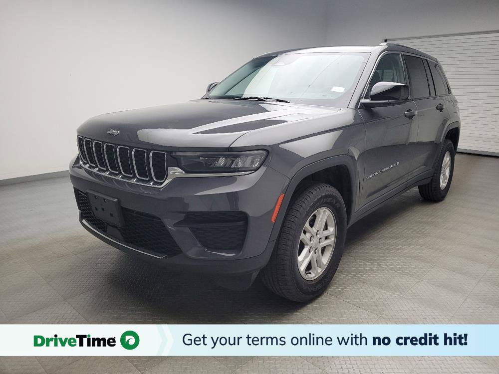 Used 2023 Jeep Grand Cherokee Laredo AWD/4WD image 1