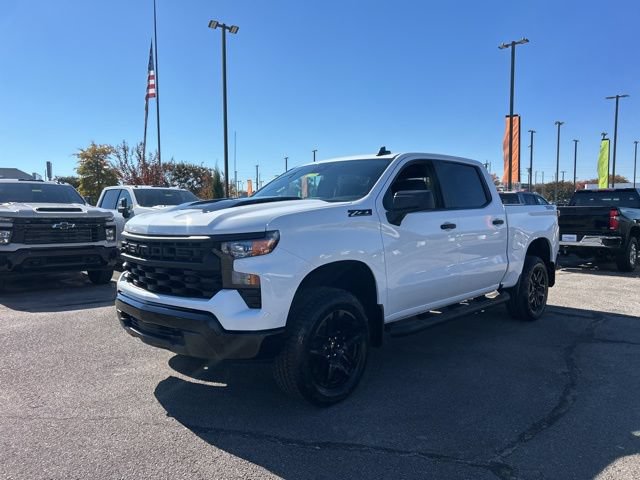New 2026 Chevrolet Silverado 1500 Custom Trail Boss w/ Turbomax Blackout Package AWD/4WD image 8